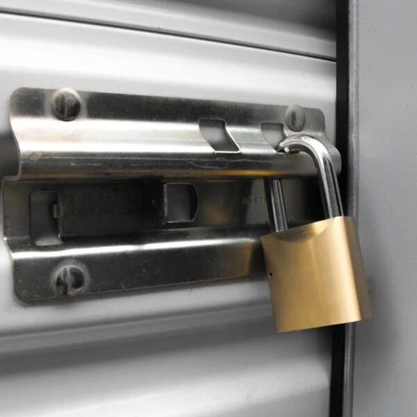 Second image of Contentor de armazenamento de 6 metros com portas de enrolar