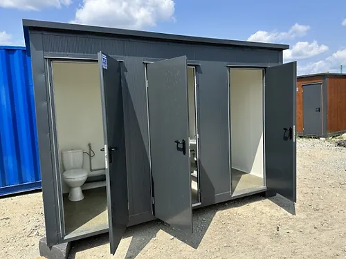 Sanitärcontainer mit 3 Kabinen – Bild 3