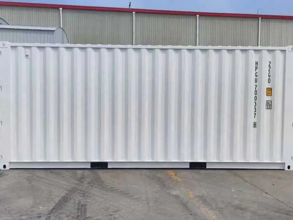Weißer 20-Fuß-Seecontainer mit Doppeltüren