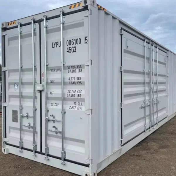 40-Fuß-High-Cube-Seecontainer mit 4 Seitentüren.