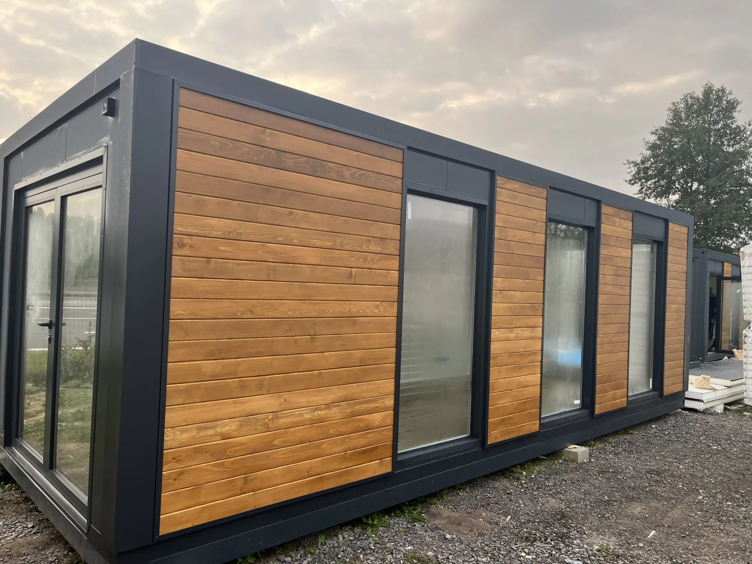 Hochwertig 8x3m Bürocontainer – Bild 2