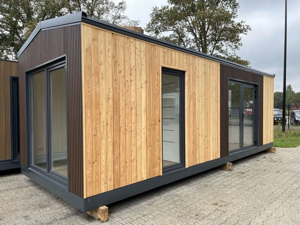 Wohneinheit von 24 m² (8 x 3 m) – Neues kleines Haus