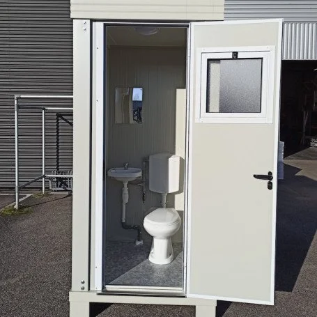 Neues Sanitärmodul S1 mit Toilette und Waschbecken. – Bild 3